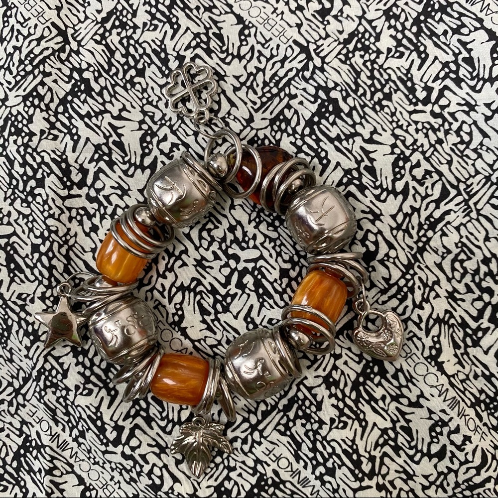 Amber charm asian bracelet